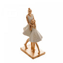 Figura Decorativa Família de Resina Branco 10cm x 7cm x 20cm - Wolff